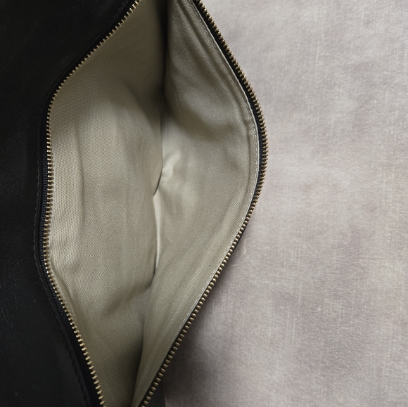 Tory Burch Reva Bombe black leather clutch/shouder bag - Picture 12 of 13